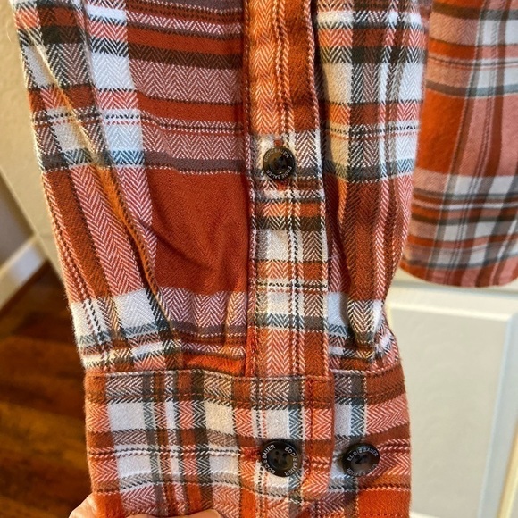 Eddie Bauer Classic Fit Mens Flannel Shirt, S - Picture 3 of 8